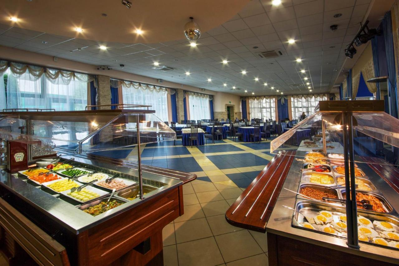 Tourist Hotel Minsk Exterior foto